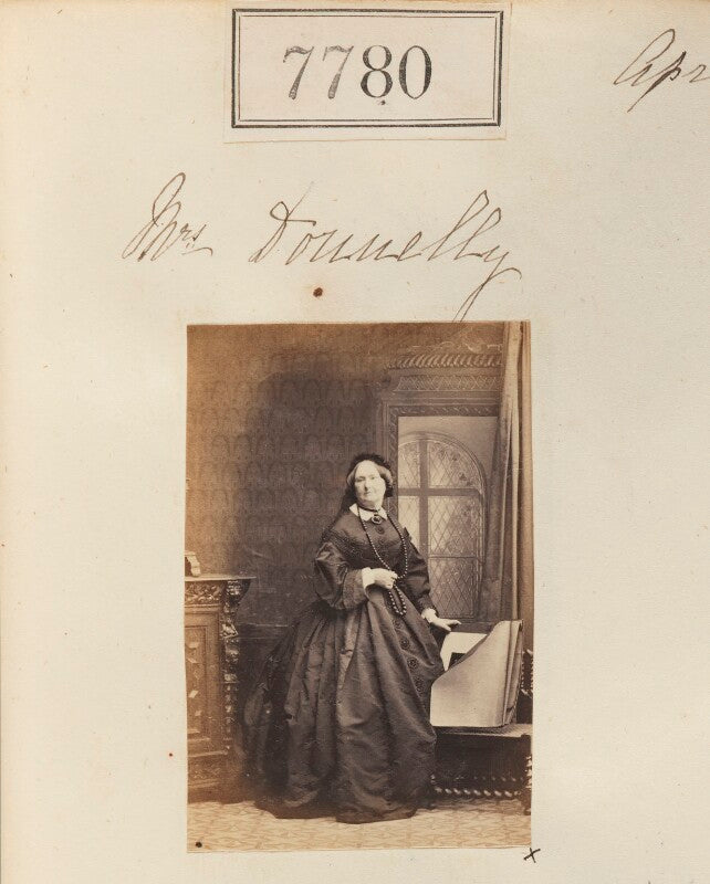 Mrs donnelly npg ax57619