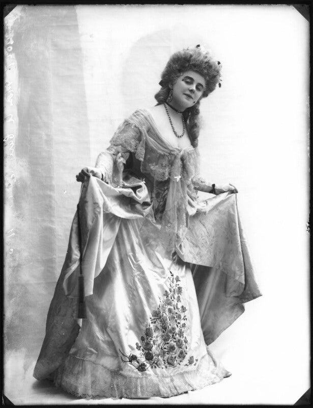 Alexandra carlisle as effie waldron in 'a woman's way' at the comedy theatre npg x101499