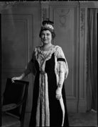 Hilda Dillon (née Brunner), Viscountess Dillon NPG x152758