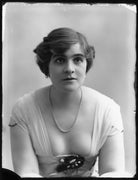 Lilian Hallows NPG x102916