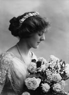 Dame (Esmerelda) Cicely Courtneidge NPG x18904