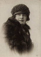 Lily Morris (née Lilles Mary Crosby) NPG x135871