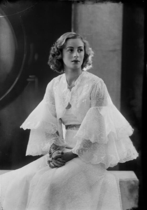 Lady isobel blunt mackenzie (later lady isobel linda) npg x157371