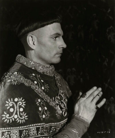 Laurence Olivier NPG x45135