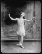 Elise Craven (née Elise Barbara Alleyne Barrett) NPG x101683