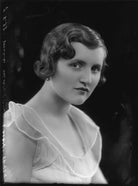 Margaret Constance Quinton (née Vesey) NPG x153941