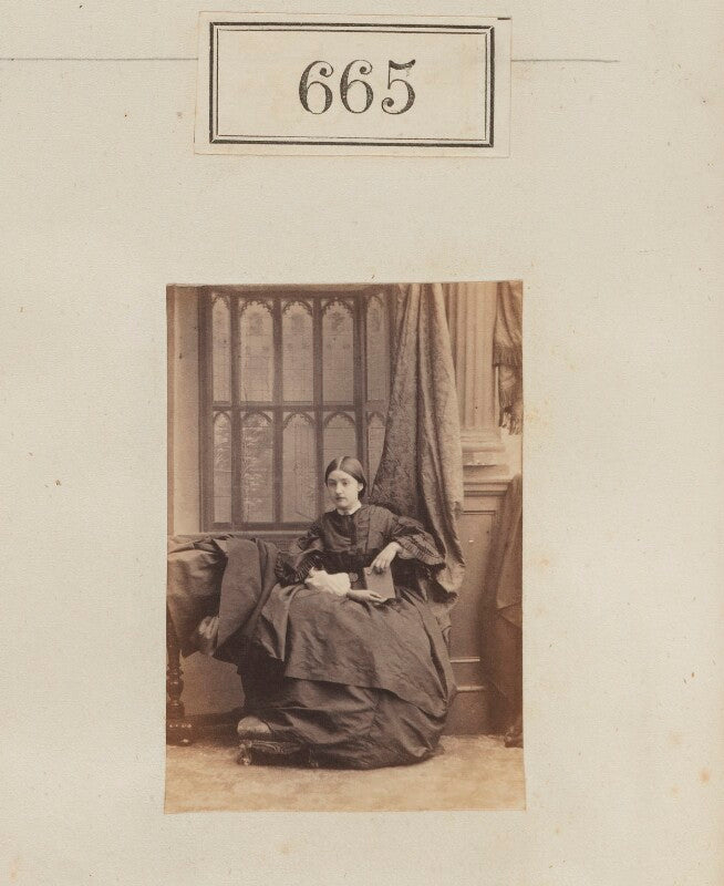 Unknown sitter npg ax50319