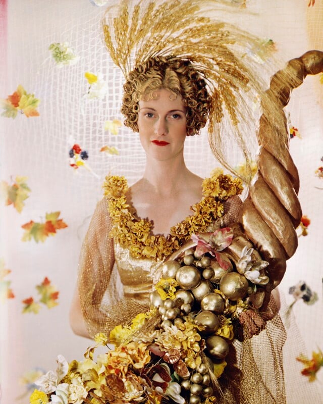 Dorothy etta warrender (née rawson), lady bruntisfield as ceres npg x220021