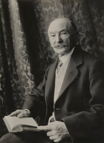 Thomas Hardy NPG x17363