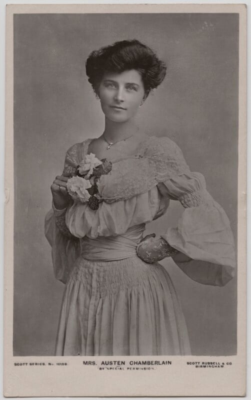 Ivy muriel (née dundas), lady chamberlain npg x197755