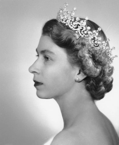 Queen Elizabeth II NPG x36969