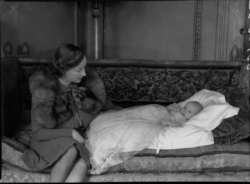 Nina, countess of seafield with her son npg x34697