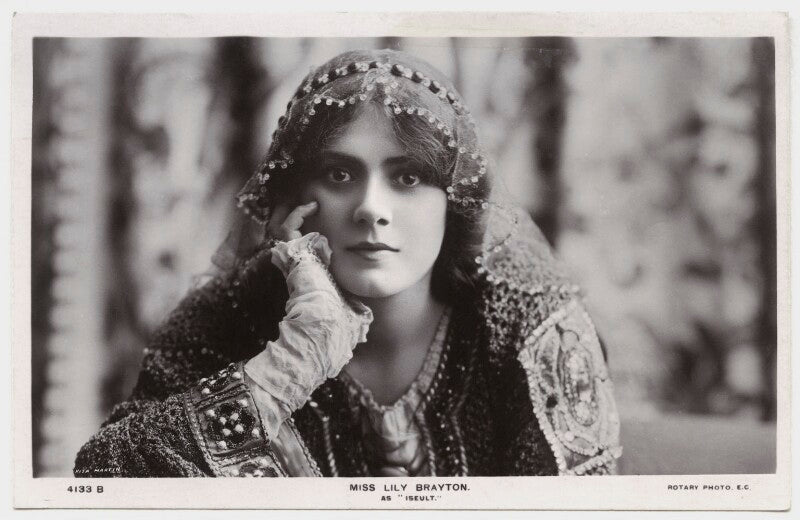 Lily brayton as iseult in 'tristram and iseult' npg x131485