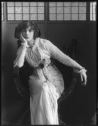 Julia James NPG x102224