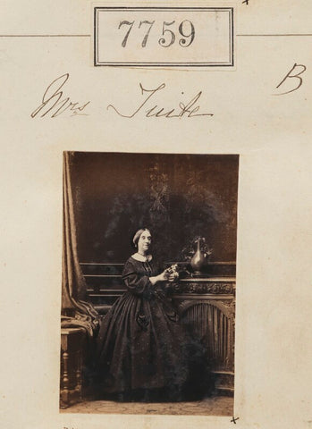 Mrs Iuite NPG Ax57598