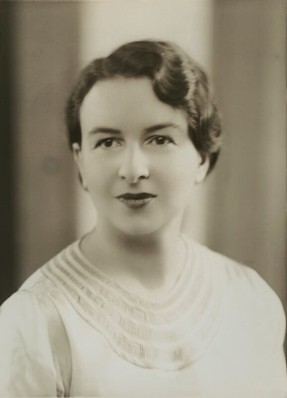 Sarah salt npg x84694