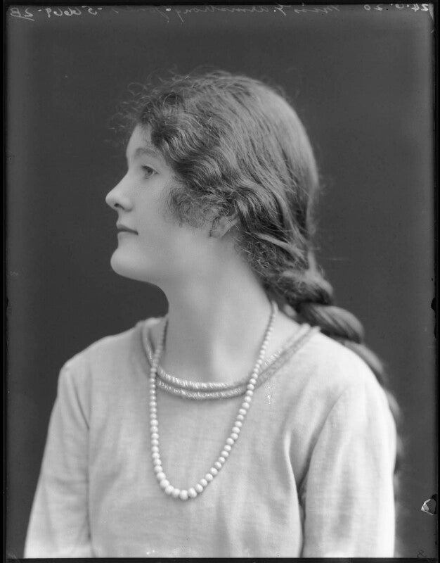 Gwendolen jane (née armstrong jones), lady buckley npg x74883