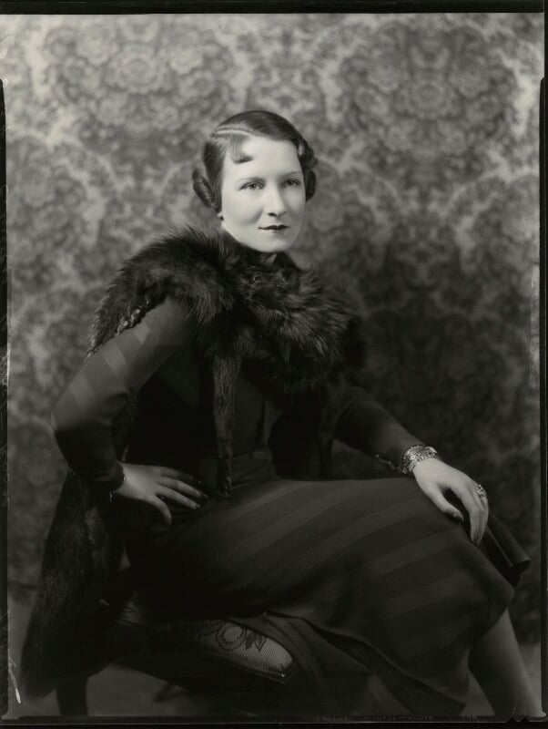 Countess elizabeth de pret roose (née garland) npg x151040