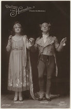 Margit Suchy and Franz Gross in 'Die Frau im Hermelin' NPG x139767