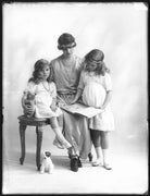 Joan Peel; Mary Gwendolen Peel (née Emmott); Elizabeth Home Peel NPG x75057