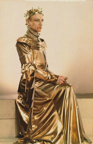 John Gielgud as Richard II in 'Richard of Bordeaux' NPG x11658