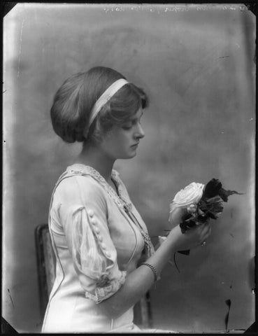 Dame Gladys Cooper NPG x127673