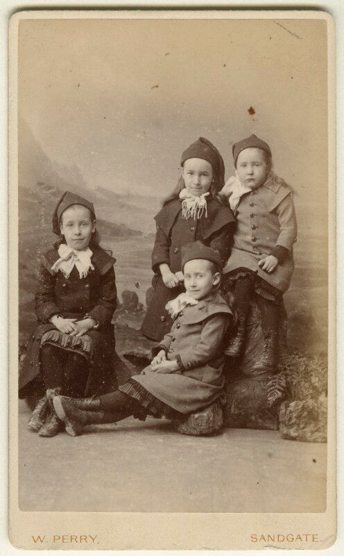 The mcdonald daughters (aggie mcdonald; grace mcdonald; nellie mcdonald; flora mcdonald mcdonald) npg ax128354