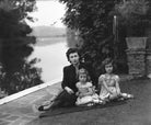 Hon. (Barbara) Suzanne Skyrme (née Lyle) with her daughters NPG x78094