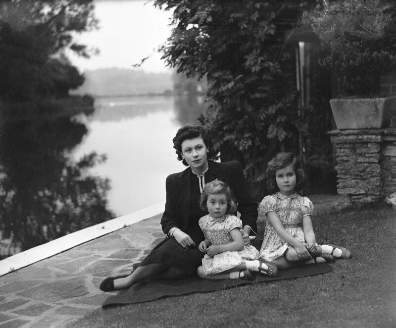 Hon. (barbara) suzanne skyrme (née lyle) with her daughters npg x78094