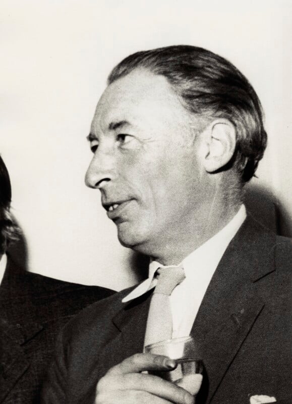 (frederick) louis macneice npg x20461