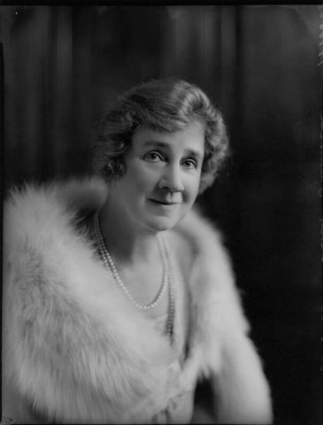 (Alina Kate) Elaine (née Jenkins), Viscountess Bledisloe NPG x151928