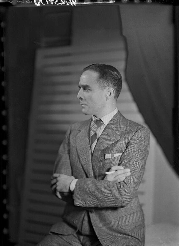 Richard llewellyn (richard dafydd vivian llewellyn lloyd) npg x23594