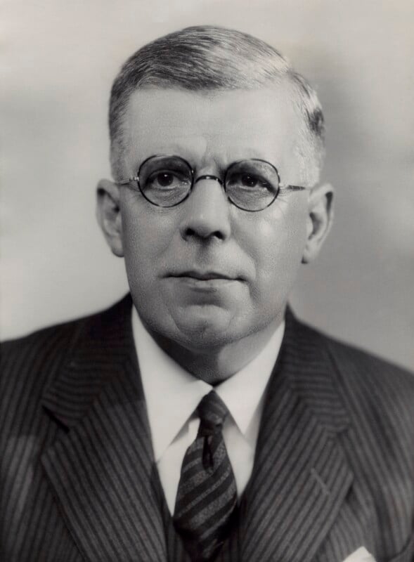 Frank sturdy sinnatt npg x84786