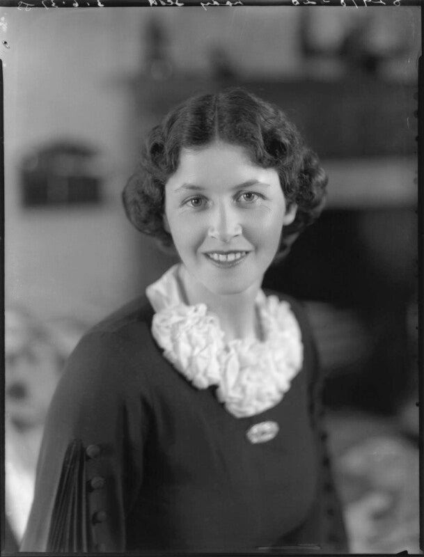 Elizabeth joyce (née glanley), lady scott npg x37215