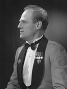 (Ronald Hugh) Desmond Fabling NPG x170501