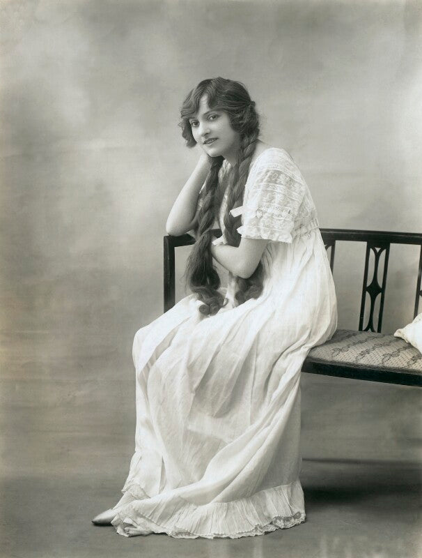 Roma june npg x83114