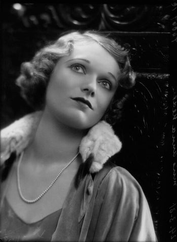 Anna Neagle NPG x85800