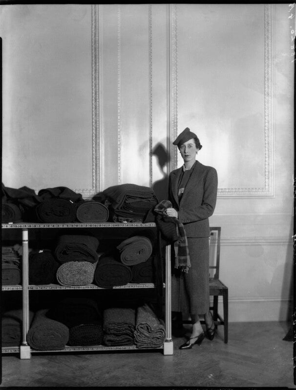 Gladys mary (née dean), lady earle npg x34910