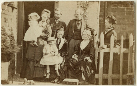 The Hollyer and Armstrong families NPG Ax128345
