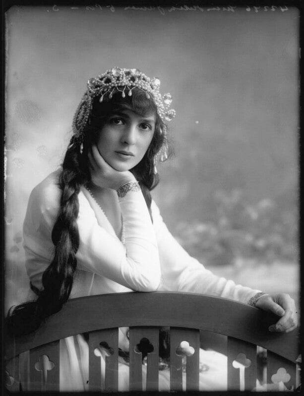 Julia james npg x102112