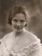 Winnie Melville NPG x83300