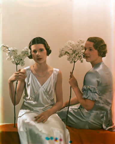Betty and Marjorie Cowell NPG x222145