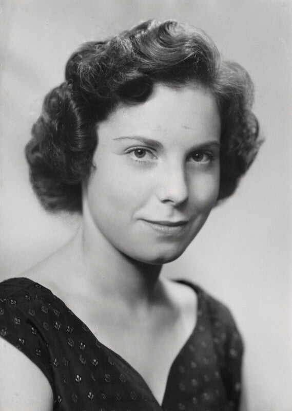 Dereen elizabeth paulette bartlett (née stracey) npg x92081