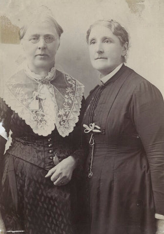 Margaret Bright Lucas; Hannah Tatum Smith (née Whitall) NPG Ax160487