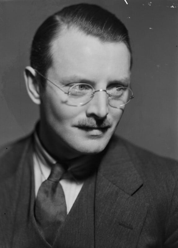 Sean o'faolain npg x24643