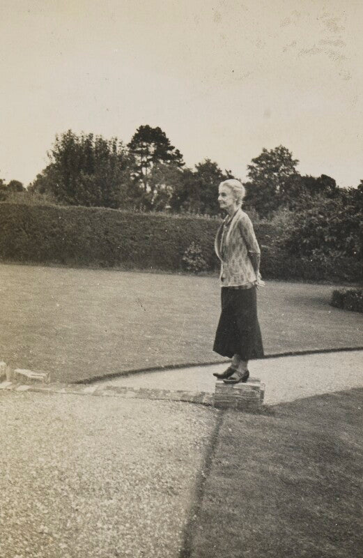 Beatrice webb npg p1292(55)