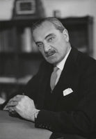 Sir (Richard) Gordon Munro NPG x90694