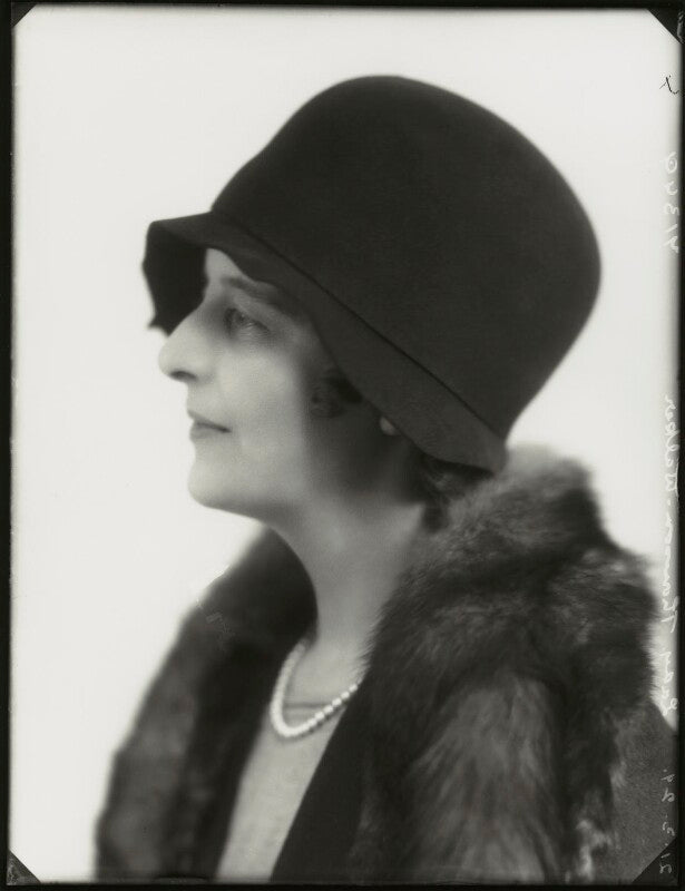 Isabella (née nairn), lady thomson walker npg x124485