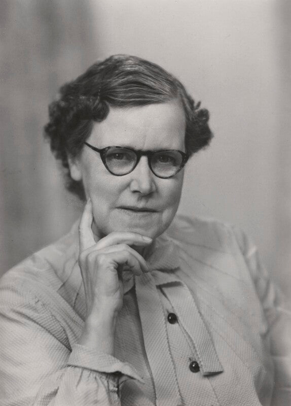 Geraldine zarita lee (née le bas), lady mcnee npg x90500