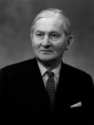 Leslie John Witts NPG x171916